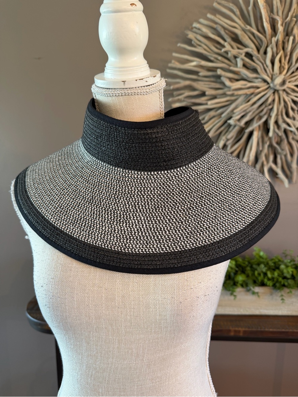Magid Sunhat - Picture 2 of 3